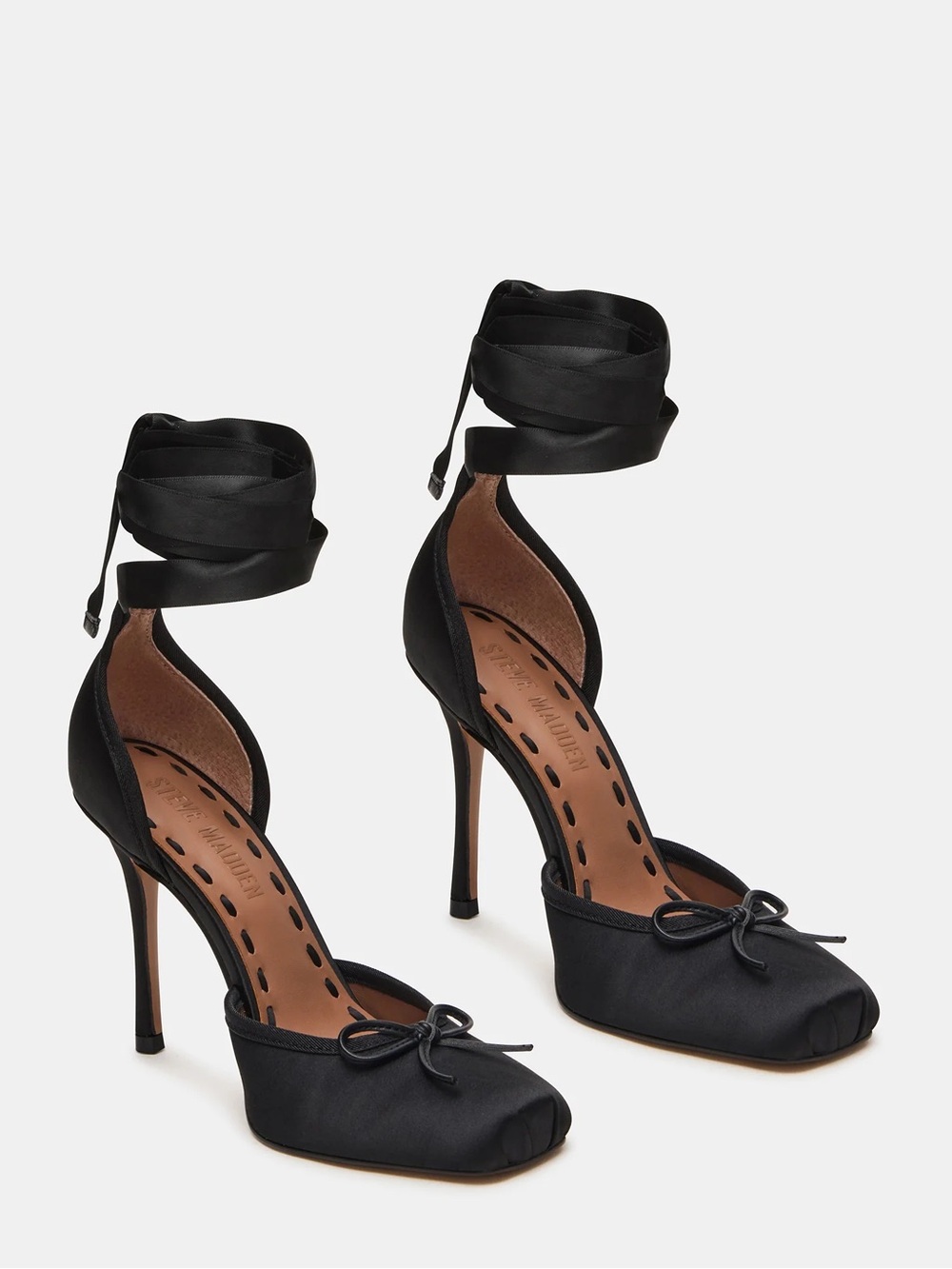 STEVE MADDEN LARINA BLACK SATIN